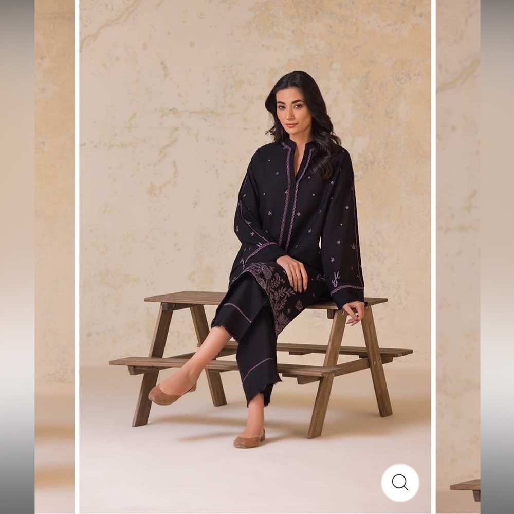 Designer Sobia Nazir Elegant Black Embroidered Women's Winter Dress - Picture 2 of 11